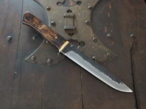 Small Knife 「Ooshirakawa-Syoutou」180mm・with colored Oak handle Yoshihiko Akitomo