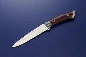 T・M・Dowell Integral Hunter 5 1/4 inch Snake Wood Handle （1982s）