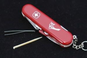 Old Wenger Swiss Army knife “The Skiers”, new old stock!! original box （1989’） New