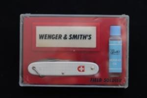 Very Rare Vintage “Wenger Soldier With Honing Set” (1980’) New