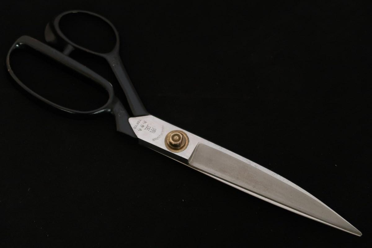Vintage Japanese medium-quality Sewing Shears 260㎜ Munemasa  “Akira“(Kazuhiro) The 80’s（Left-handed)