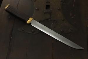 Hunting knife   Sanbonsugi   Hirazukuri  Unsigned by Japanese swordsmith in the Edo period