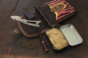 藤(Tou) collaboration  Remake Outdoor leather west bag  Fire starter set