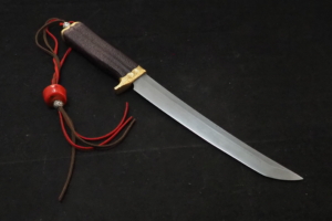 Tamahagane hunting knife